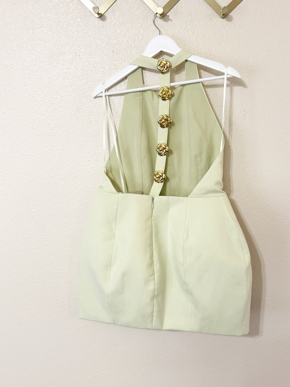 Atoir The Tiffany Backless Gold Rose Flower Embellished Dress in Mint Green NEW - Picture 12 of 13
